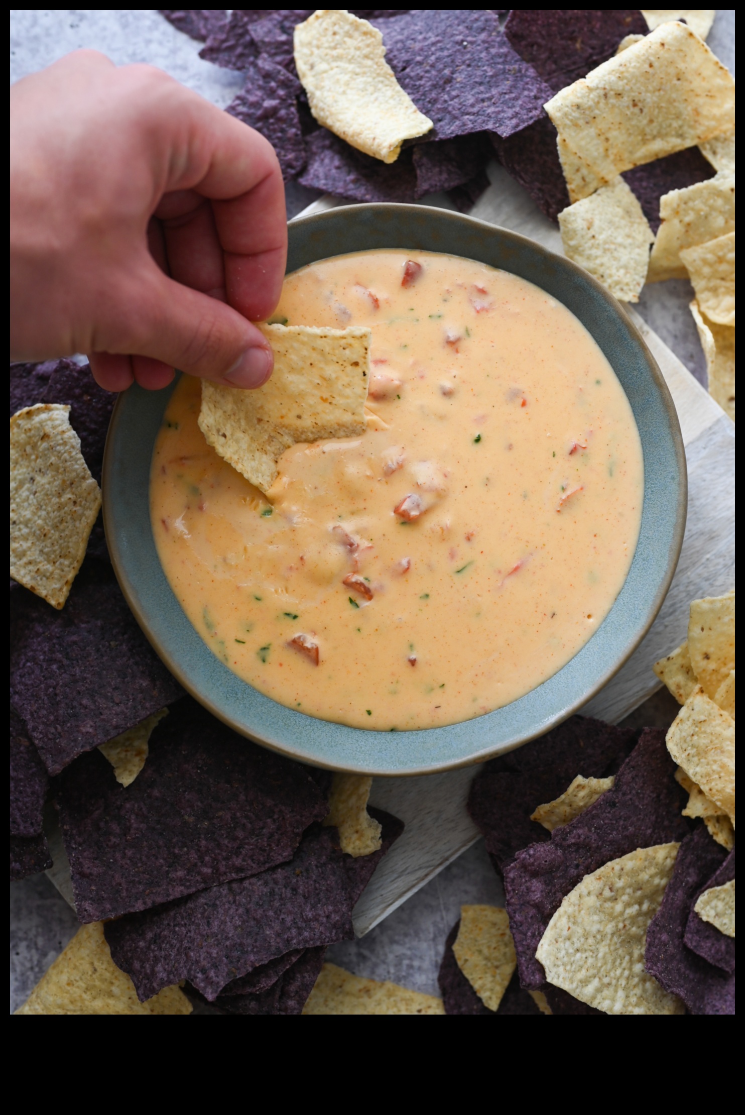 Chile Con Queso cronică o scufundare profundă în dips-uri cu brânză mexicană 4 Chile Con Queso Chronicles: Scufundați-vă în Dips de brânză mexicană