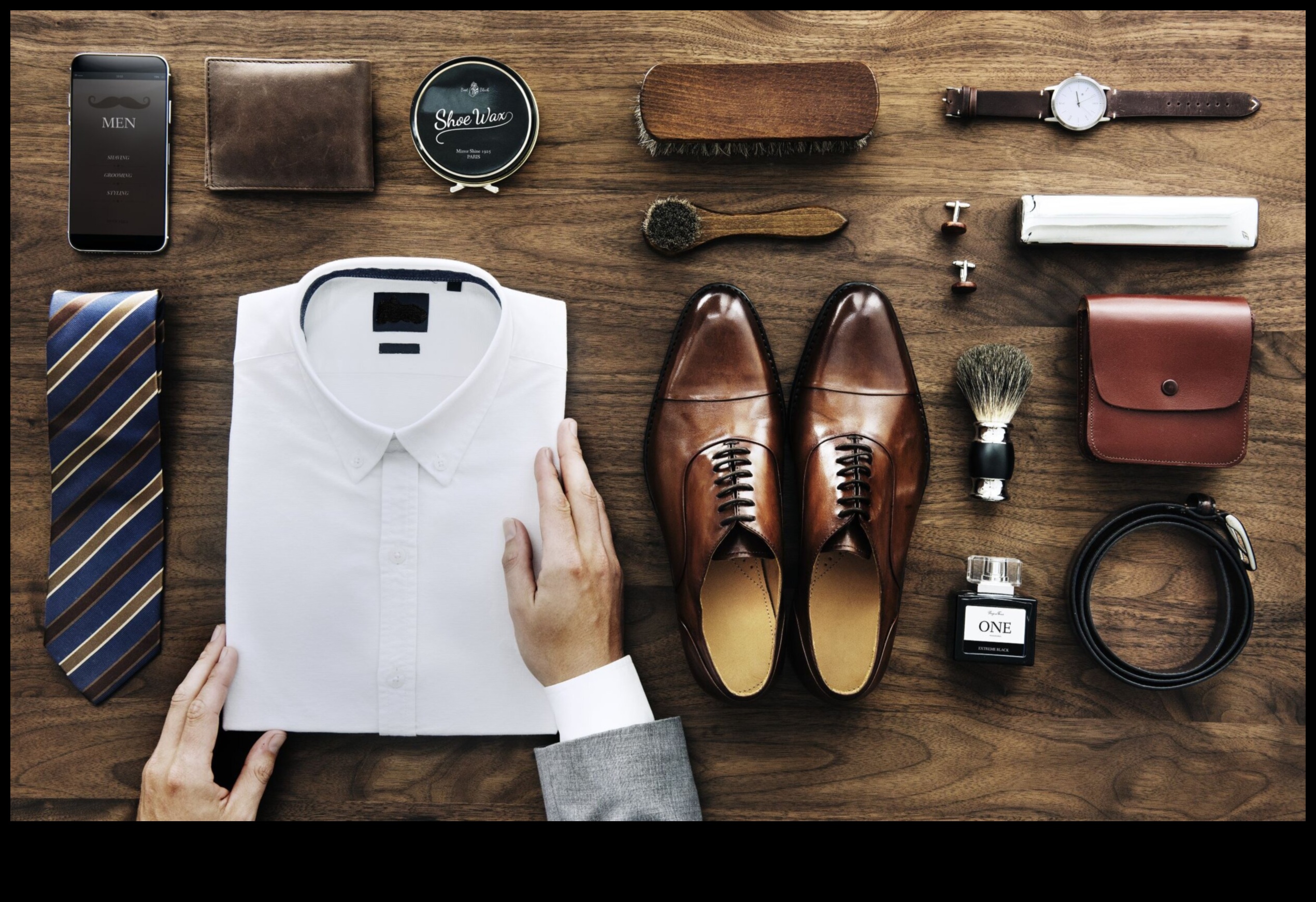 Tactician la modă Un ghid pentru accesorii moderne pentru un bărbat elegant 2 Tactician la modă: accesorii moderne pentru un bărbat elegant