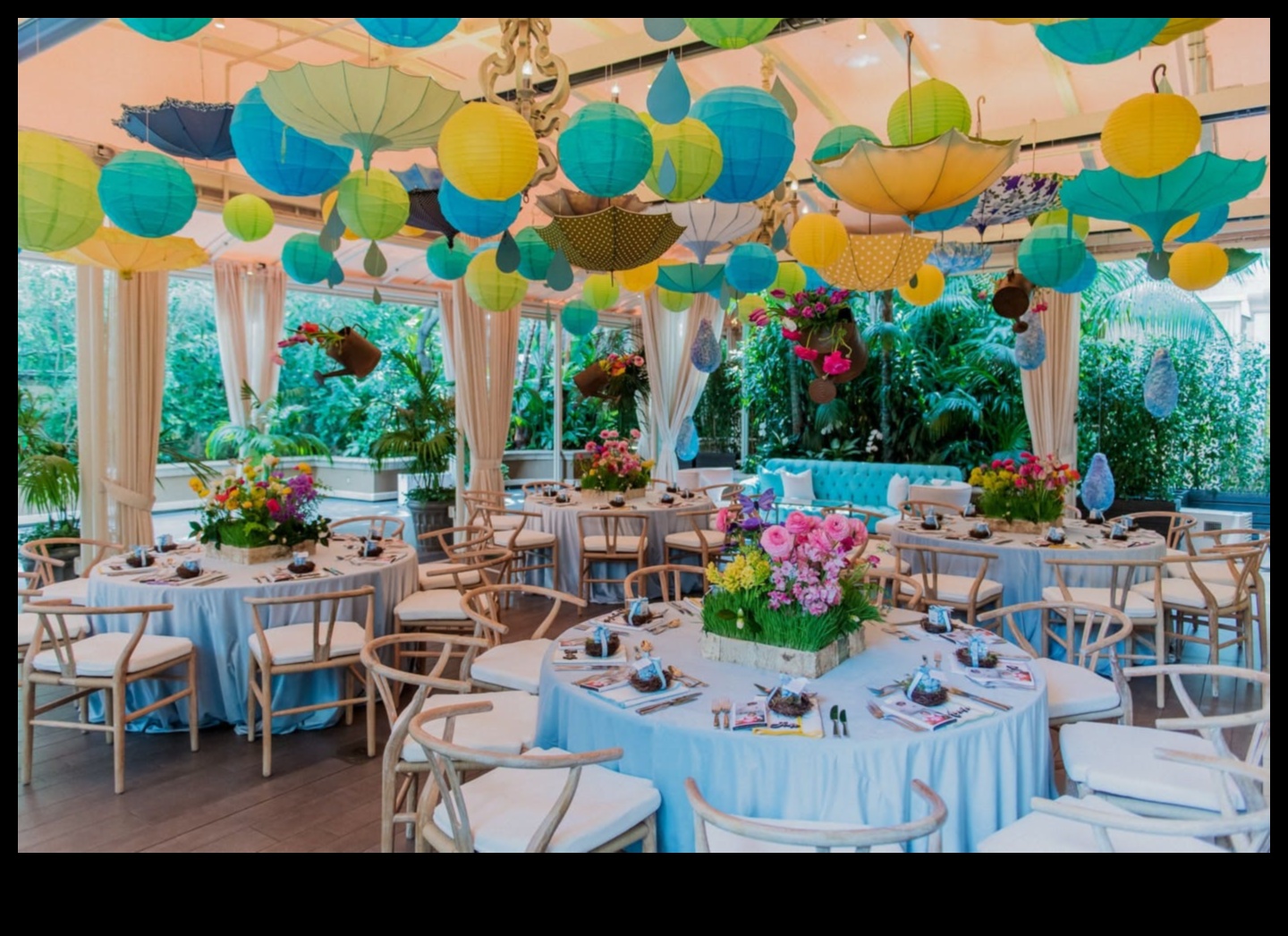 Seară la duș: Sărbătorim cu stil viitoarea mamă