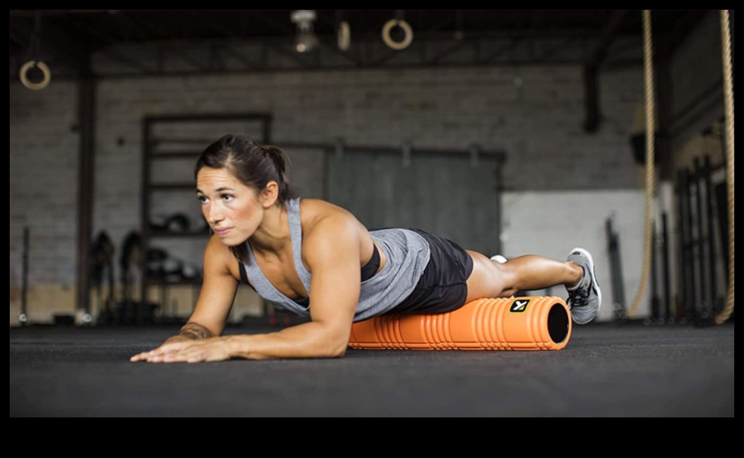 Amplificați-vă stilul de viață activ cu cele mai recente echipamente de fitness 4 Accesorii active: Echipament de fitness pentru stilul de viață energizant