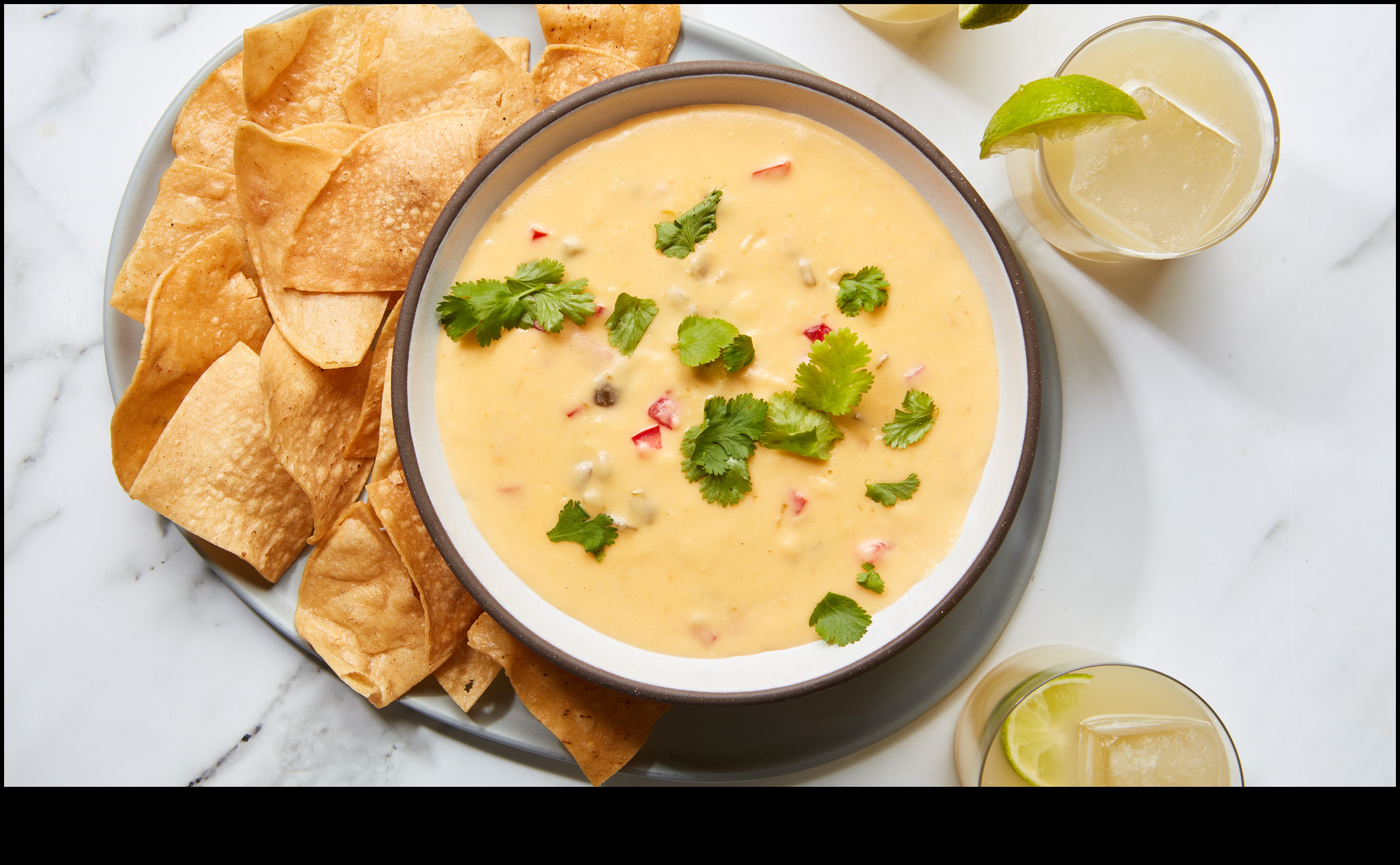 Chile Con Queso cronică O scufundare profundă în Dips-ul cu brânză mexicană 2 Chile Con Queso Chronicles: Scufundați-vă în Dips de brânză mexicană