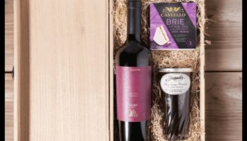Cadouri DIY pentru iubitorii de vin și brânză: perechi elegante și gânditoare